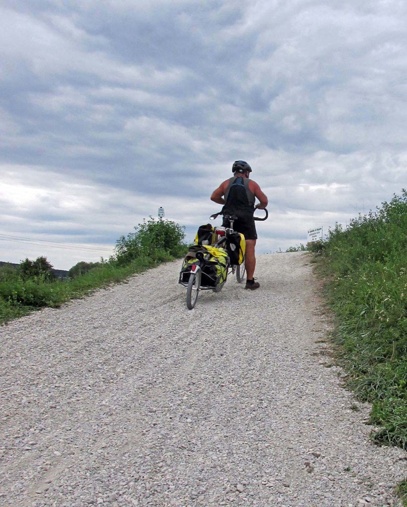 Regensburg-Neustadt-Germany-bike paths-gravel